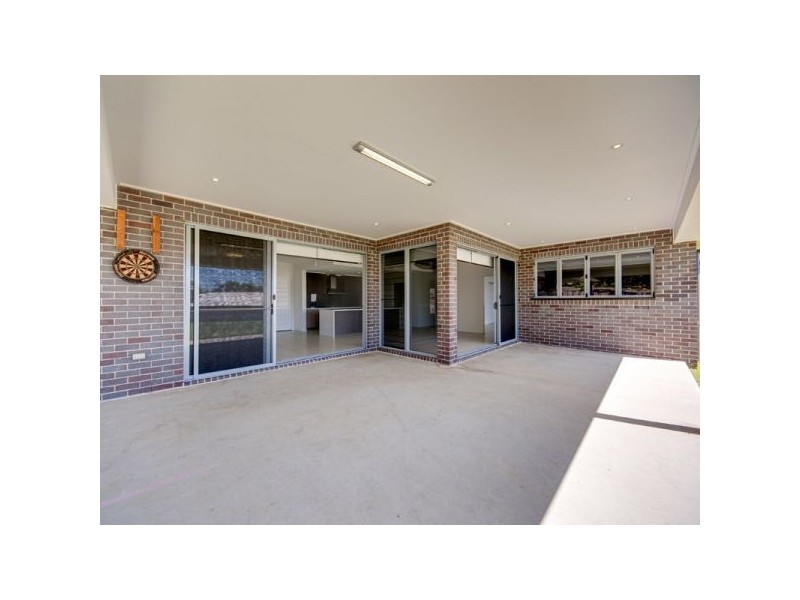7 Anna Court, Cashmere QLD 4500