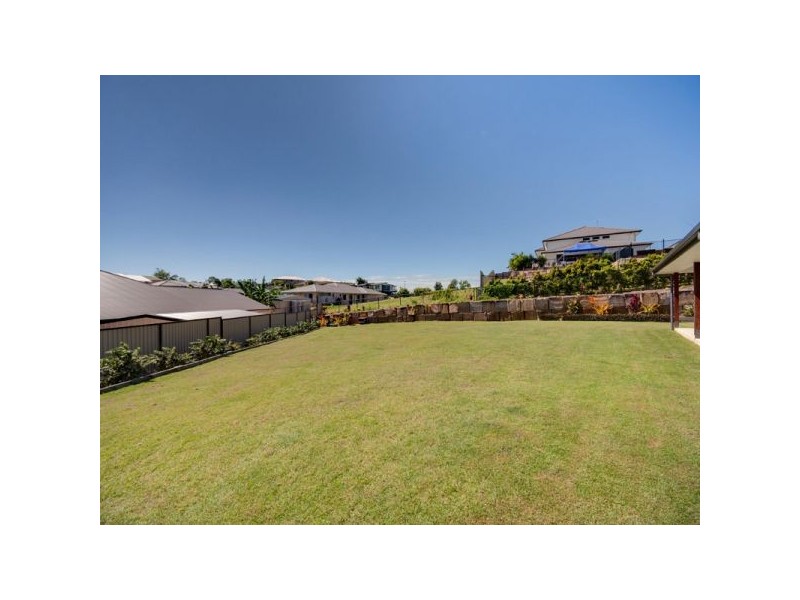 7 Anna Court, Cashmere QLD 4500