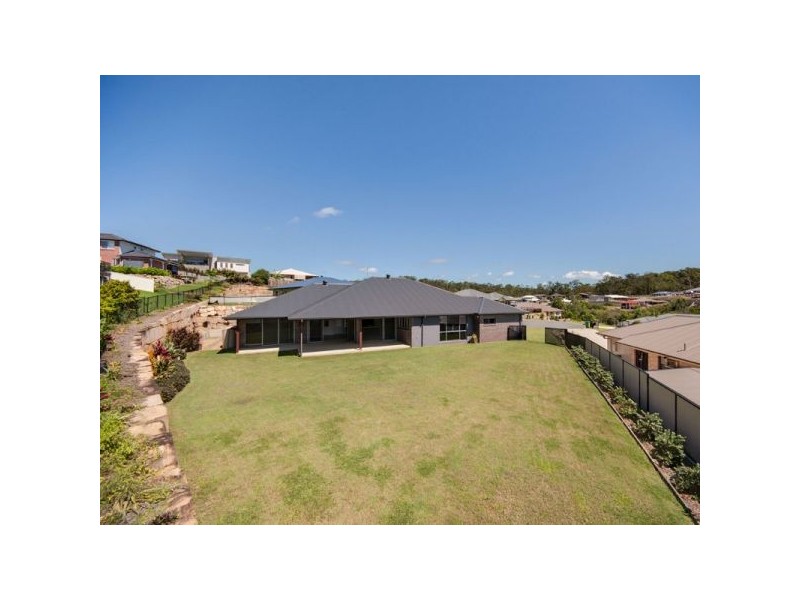 7 Anna Court, Cashmere QLD 4500