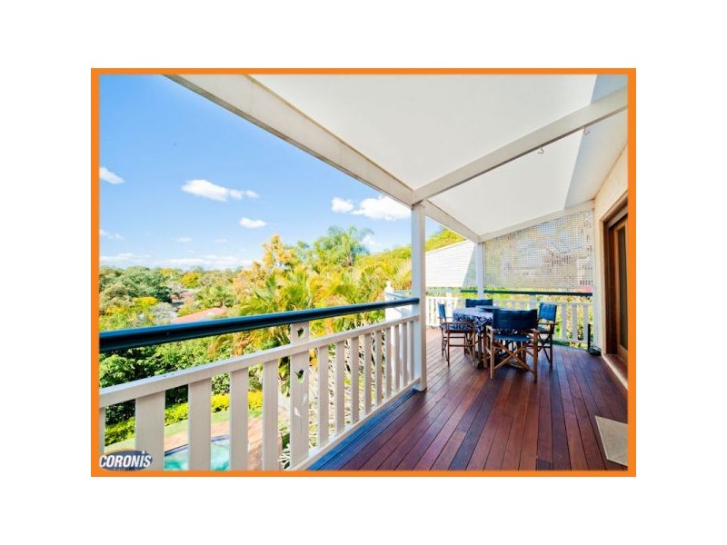 81 Lewin St, Bardon QLD 4065