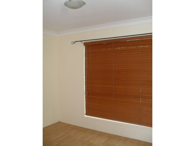 5 Crestleigh Court, Morayfield QLD 4506