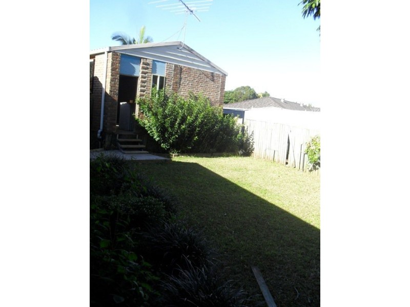 5 Crestleigh Court, Morayfield QLD 4506