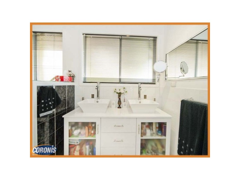 5 Elwyn Court, Springwood QLD 4127