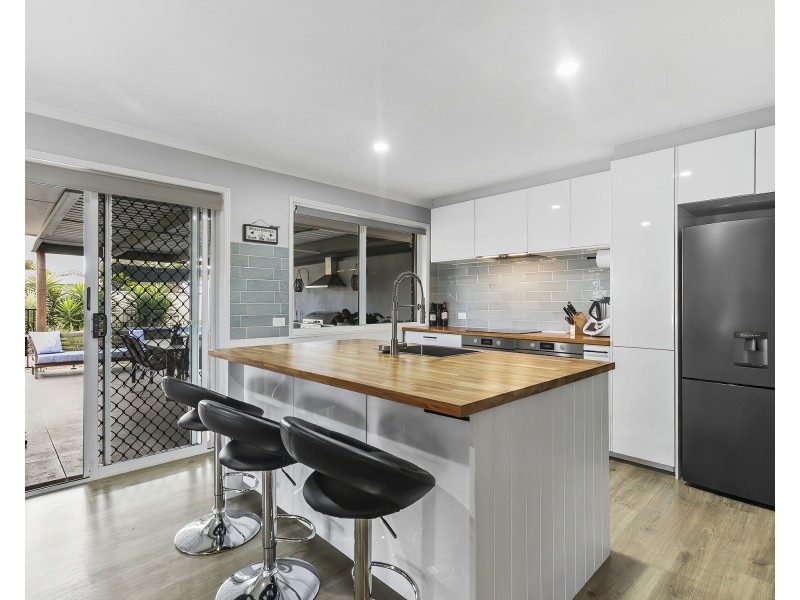 105 Graham Road, Morayfield QLD 4506