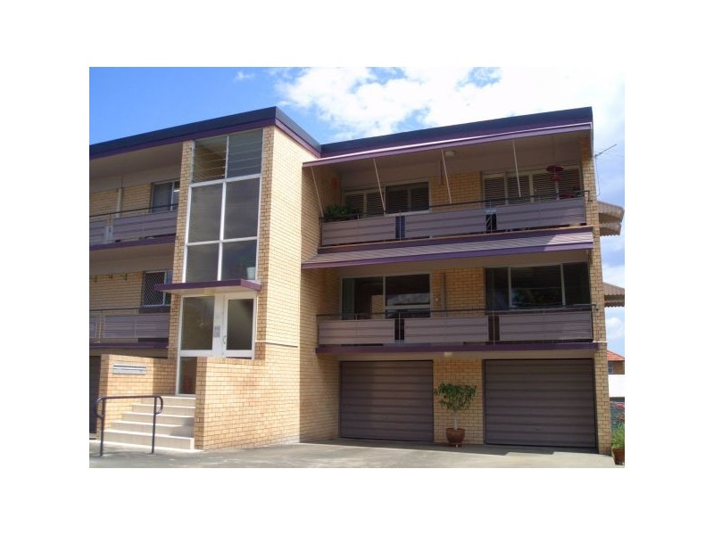 3/220 Cavendish Road, Coorparoo QLD 4151