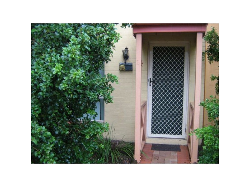 1/16 Hayes Street, Caboolture QLD 4510