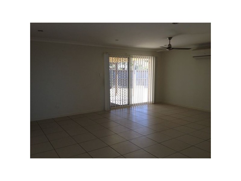 34 Bluejay Circuit, Morayfield QLD 4506