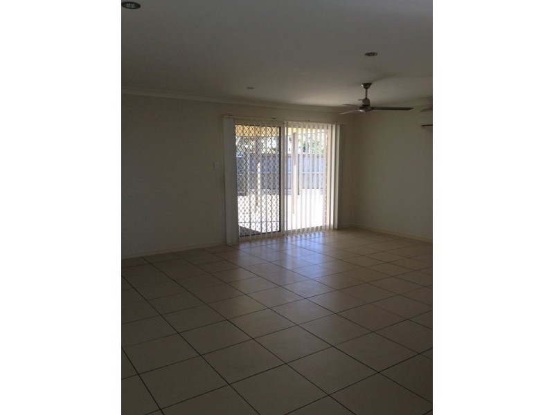 34 Bluejay Circuit, Morayfield QLD 4506