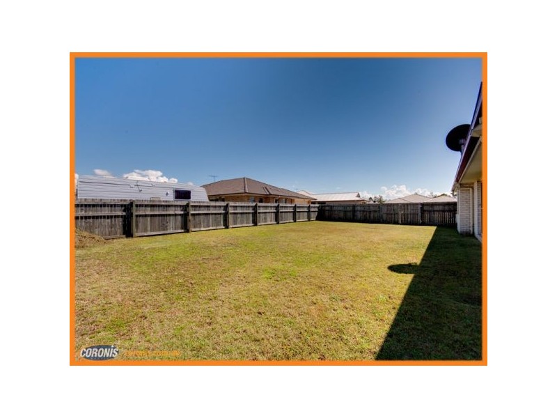 27 Gecko Place, Ningi QLD 4511