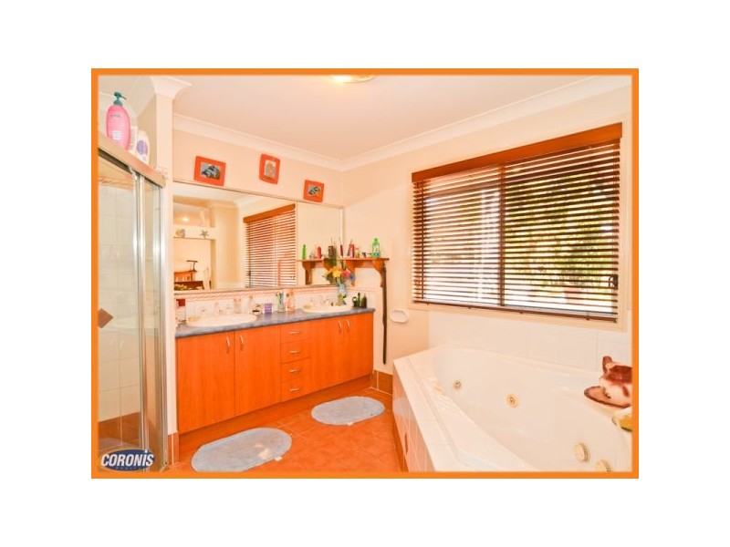 198 Youngs Road, Hemmant QLD 4174