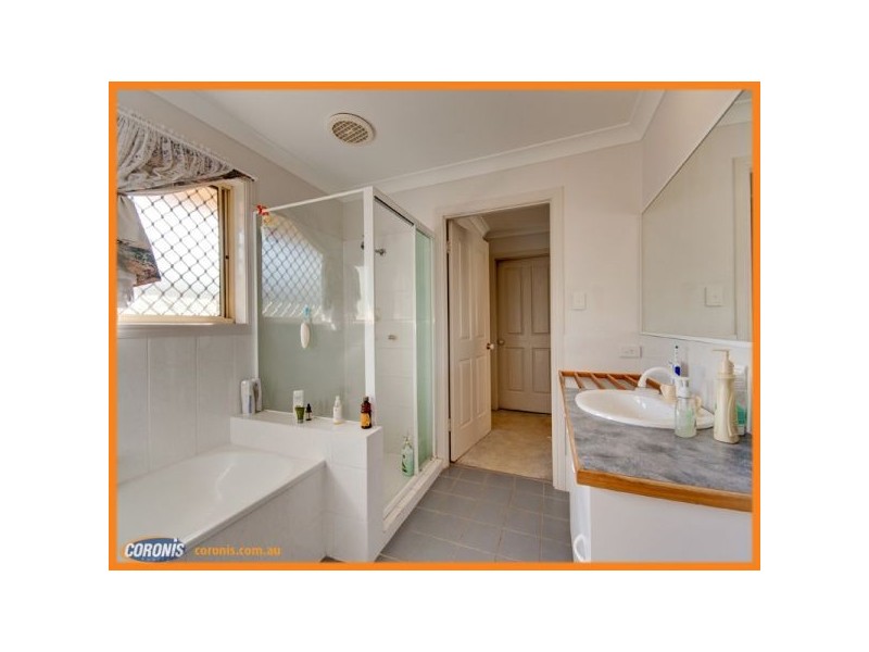 5 Emuglen Place, Ferny Grove QLD 4055