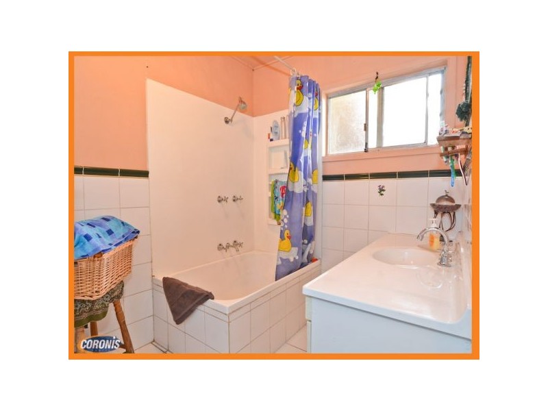 7 Heather Street, Logan Central QLD 4114