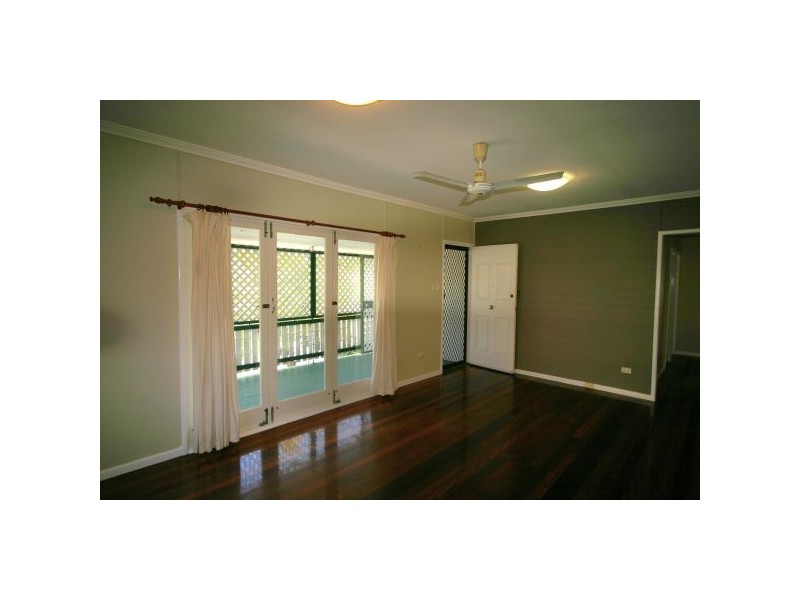 45 Wilgarning Street, Stafford Heights QLD 4053