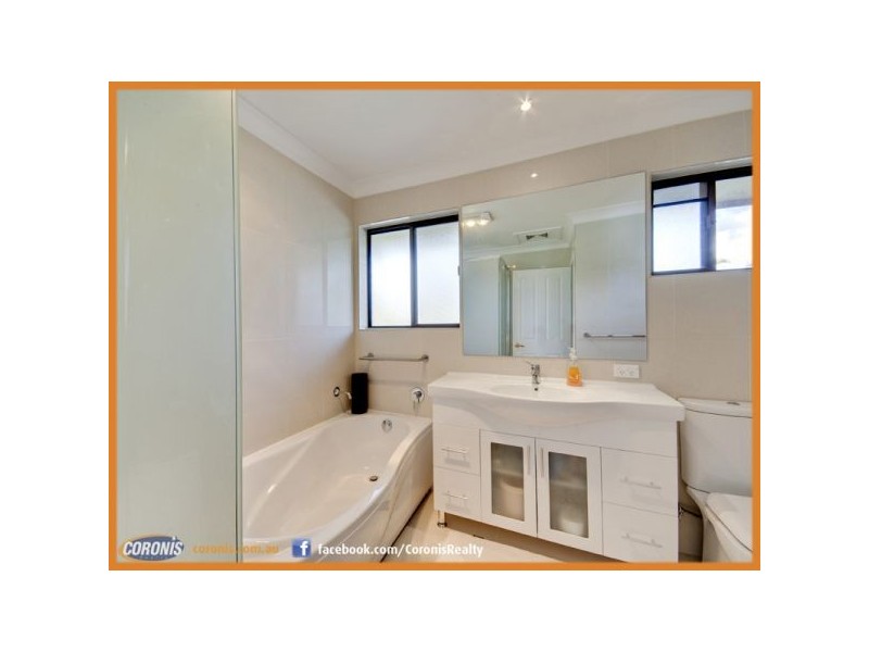 8 Chateau Street, Carseldine QLD 4034