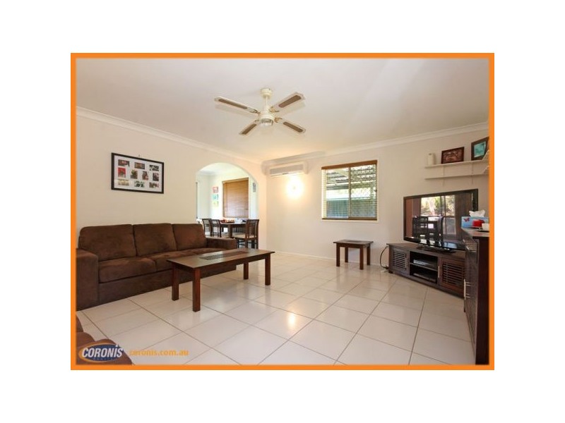 52 Carwell Avenue, Petrie QLD 4502