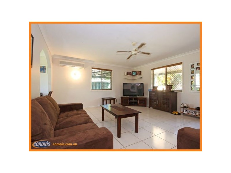 52 Carwell Avenue, Petrie QLD 4502