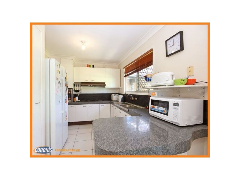 52 Carwell Avenue, Petrie QLD 4502
