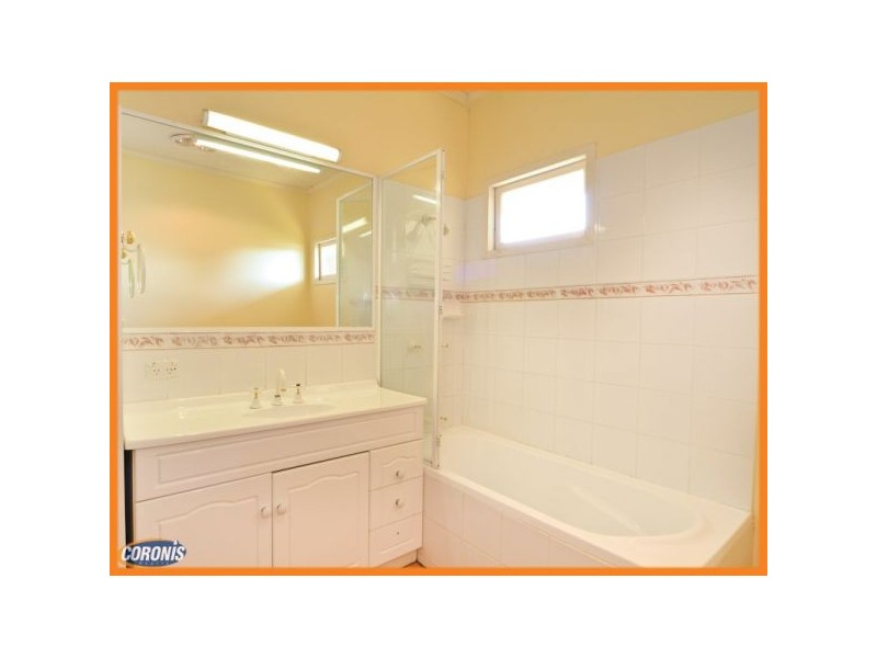 8 Haymarket Street, Geebung QLD 4034