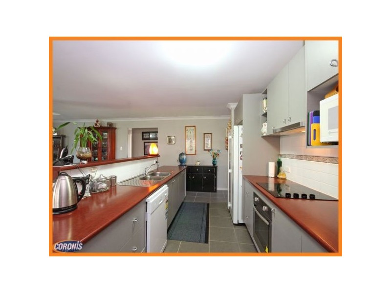 3 Glenveagh Place, Kallangur QLD 4503