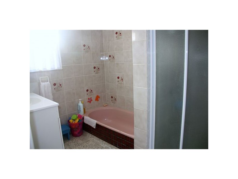 31 Royds Street, Carina QLD 4152