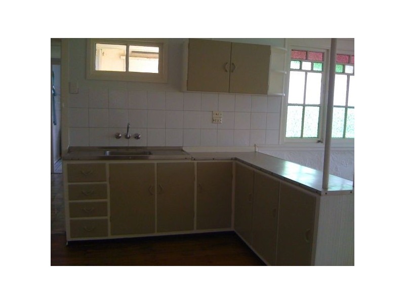 2/45 Daphne Street, Grange QLD 4051