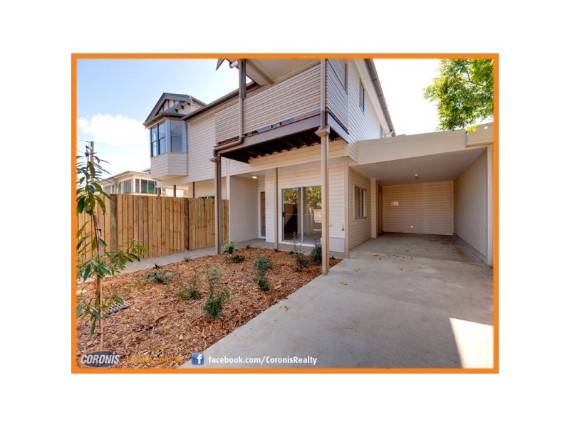 2/20 Balowrie Street, Hamilton QLD 4007