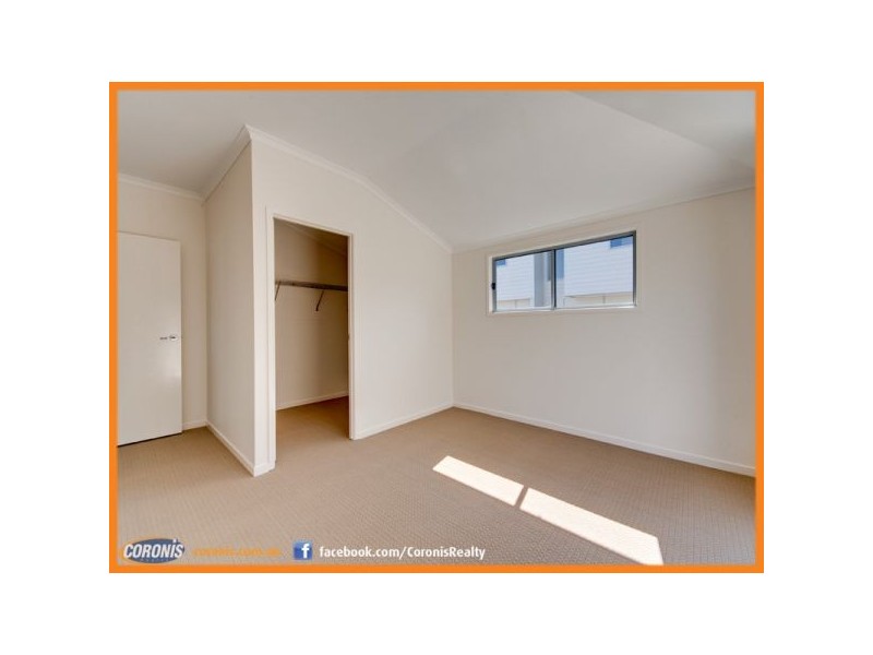 2/20 Balowrie Street, Hamilton QLD 4007