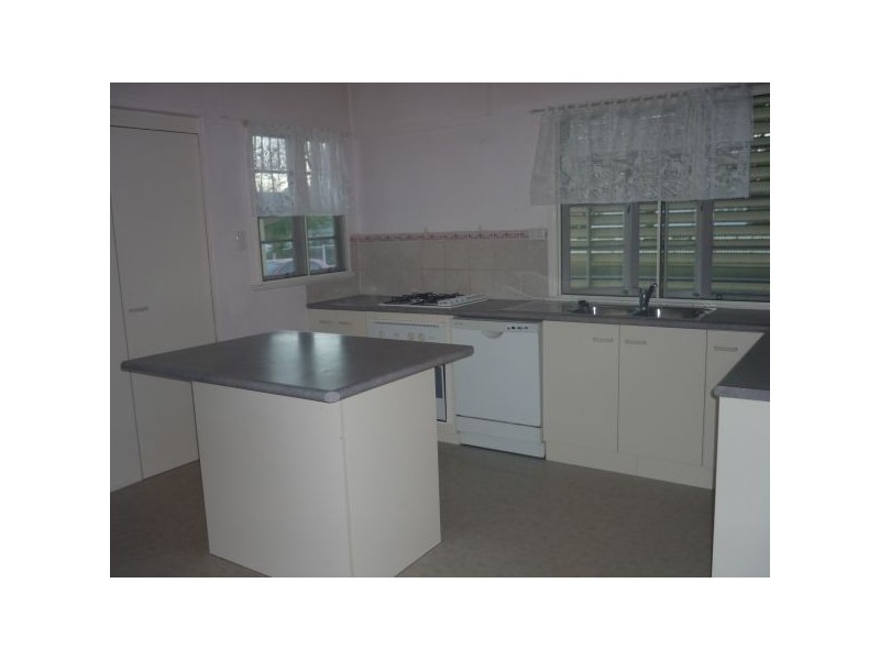 31  Unmack Street, Chermside QLD 4032