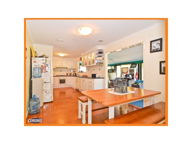 5 Bindo Place, Manly West QLD 4179