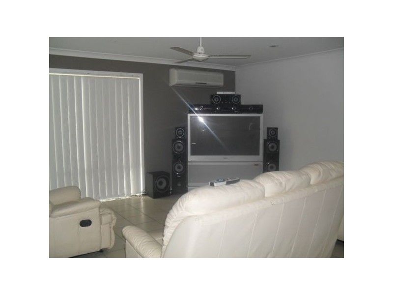 2 Nancybell Court, Bellmere QLD 4510