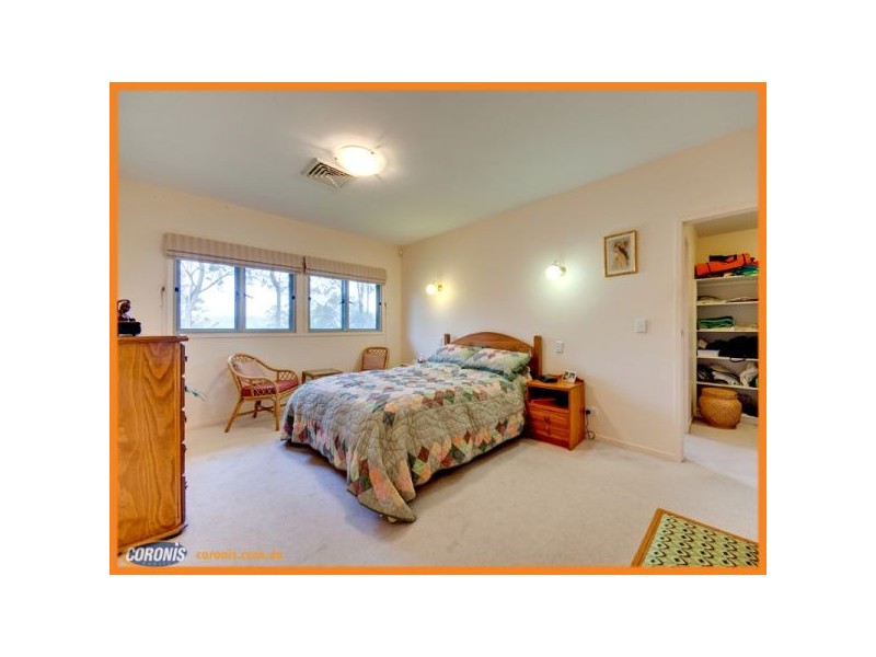 5 Liuda Ct, Samford Valley QLD 4520