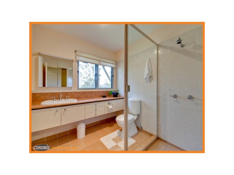 5 Liuda Ct, Samford Valley QLD 4520