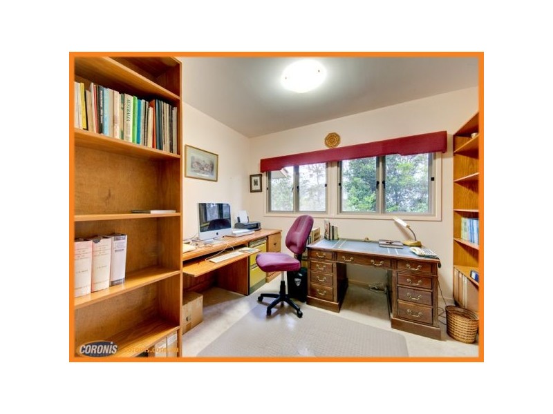 5 Liuda Ct, Samford Valley QLD 4520