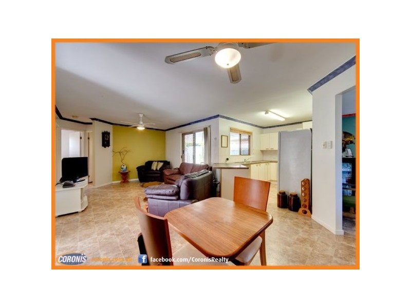 90 Cambridge Crescent, Fitzgibbon QLD 4018