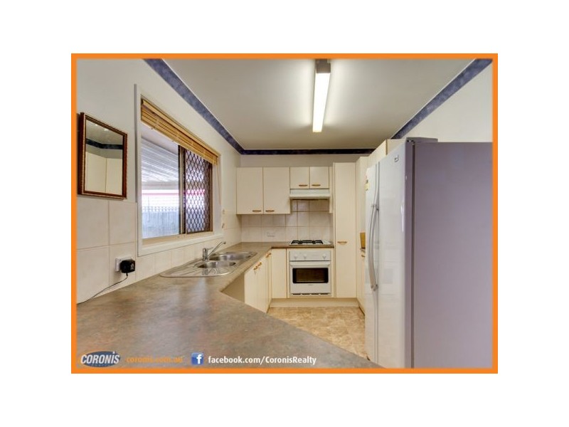 90 Cambridge Crescent, Fitzgibbon QLD 4018