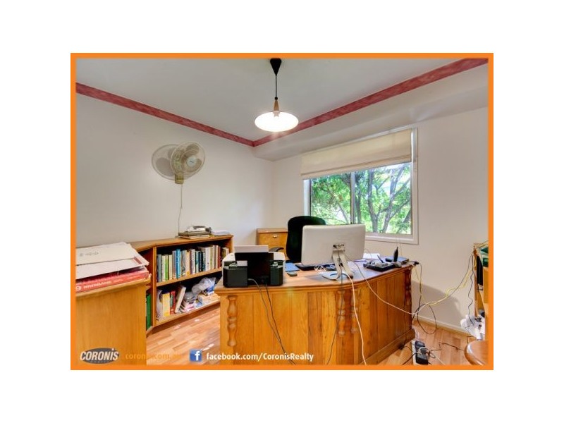 90 Cambridge Crescent, Fitzgibbon QLD 4018