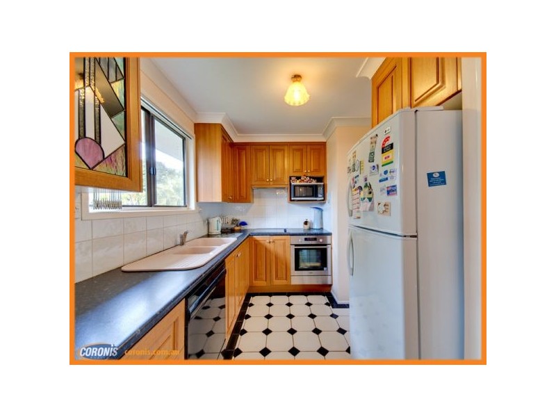 15 Dubarda Drive, Strathpine QLD 4500