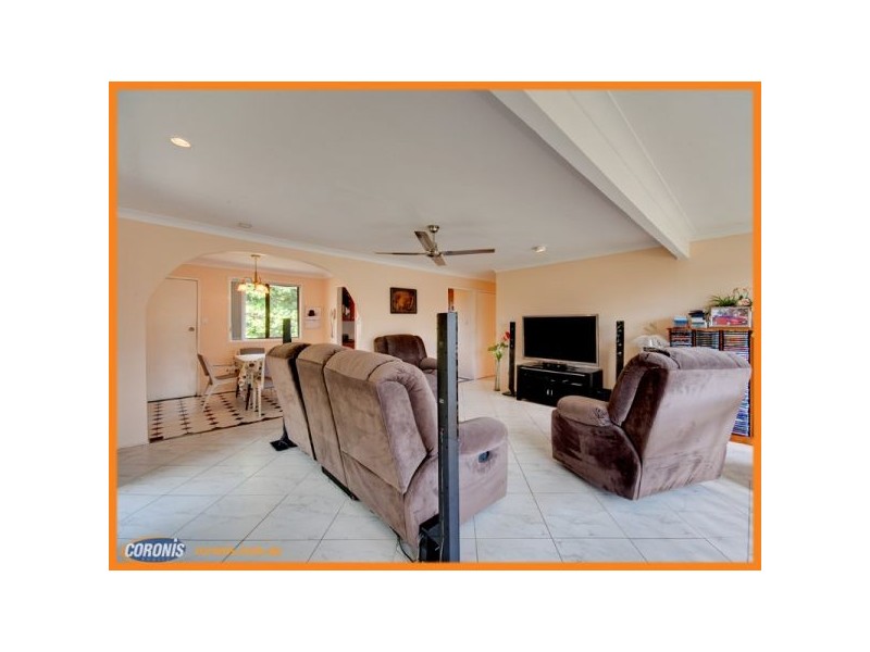 15 Dubarda Drive, Strathpine QLD 4500