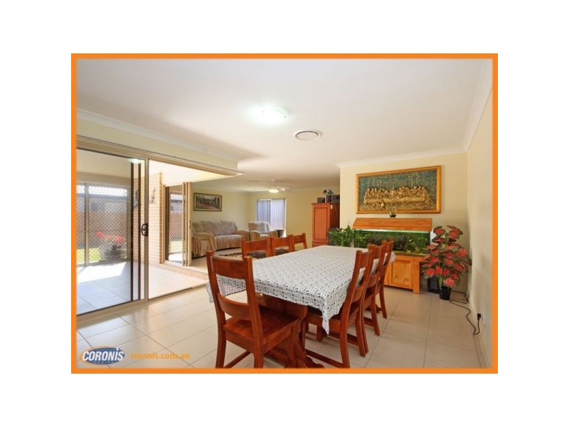 2  Nadia Place, Morayfield QLD 4506