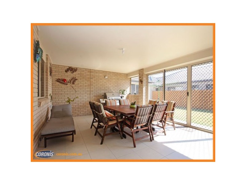 2  Nadia Place, Morayfield QLD 4506