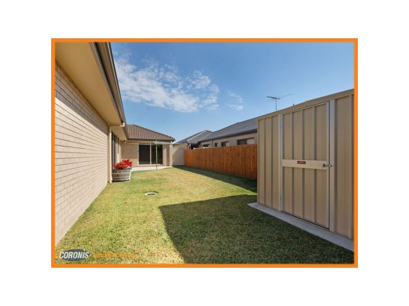 2  Nadia Place, Morayfield QLD 4506