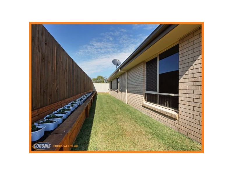 2  Nadia Place, Morayfield QLD 4506