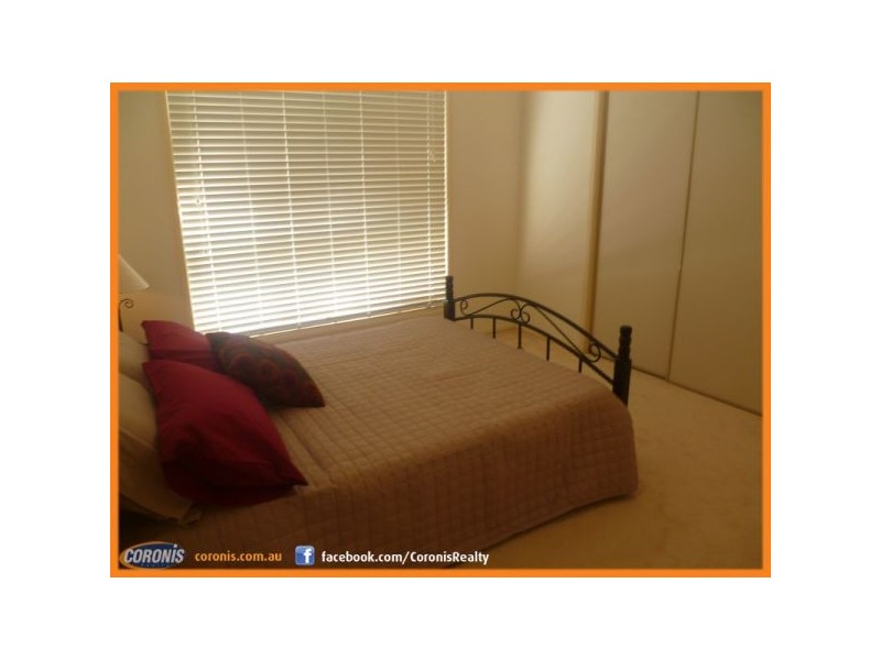 148 Monterey Keys Drive, Helensvale QLD 4212