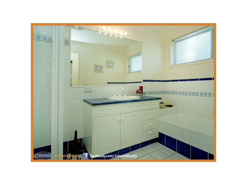 148 Monterey Keys Drive, Helensvale QLD 4212