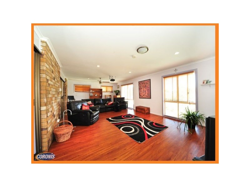 11 Cusack Parade, Wynnum QLD 4178