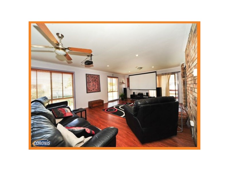 11 Cusack Parade, Wynnum QLD 4178