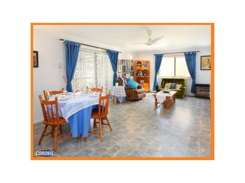 11 Cusack Parade, Wynnum QLD 4178