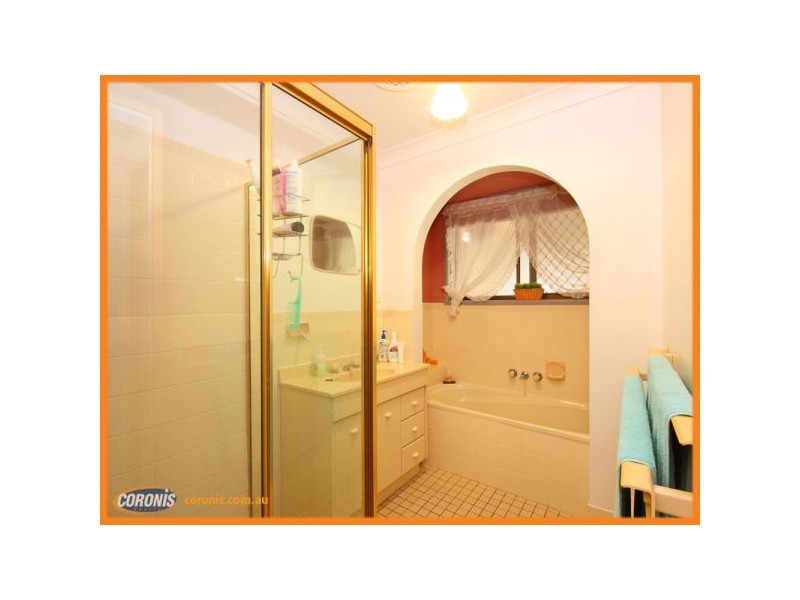 20 Hampshire Court, Kippa-ring QLD 4021