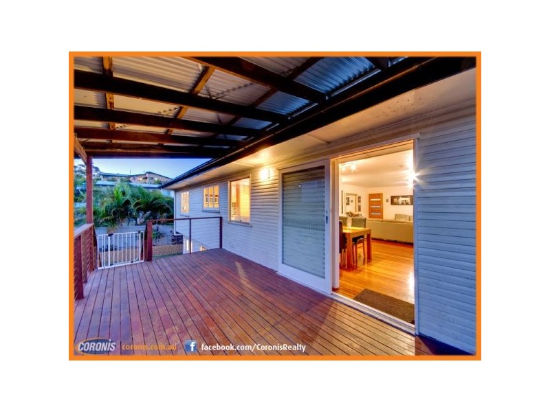 2 Winton Street, Stafford Heights QLD 4053