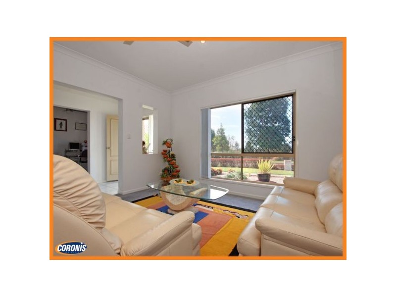 24 Tuckeroo Parade, North Lakes QLD 4509